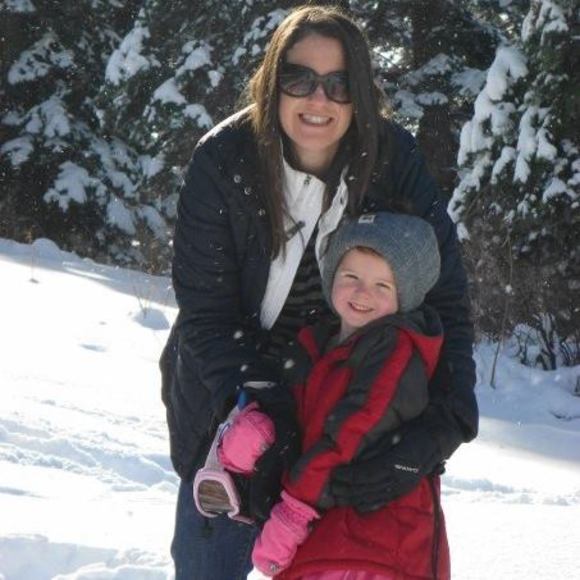 Meet your Posher, Nicole - Picture 1 of 1